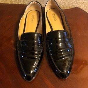 Beautiful black shoes 10m.